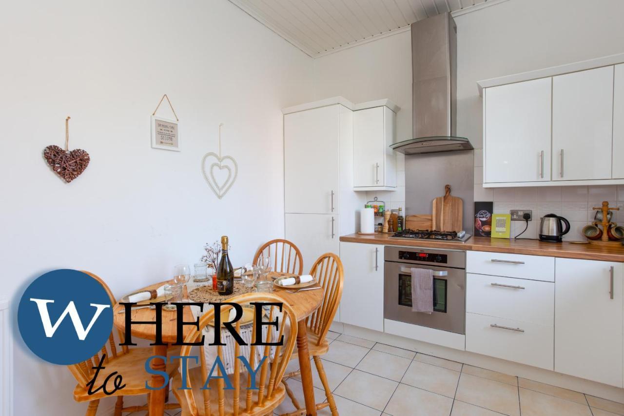 Bright 2Bed Apartment In Galashiels City Centre Zewnętrze zdjęcie